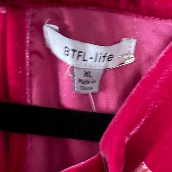 BYFL-life magenta velvet pullover NWT - Picture 6 of 7